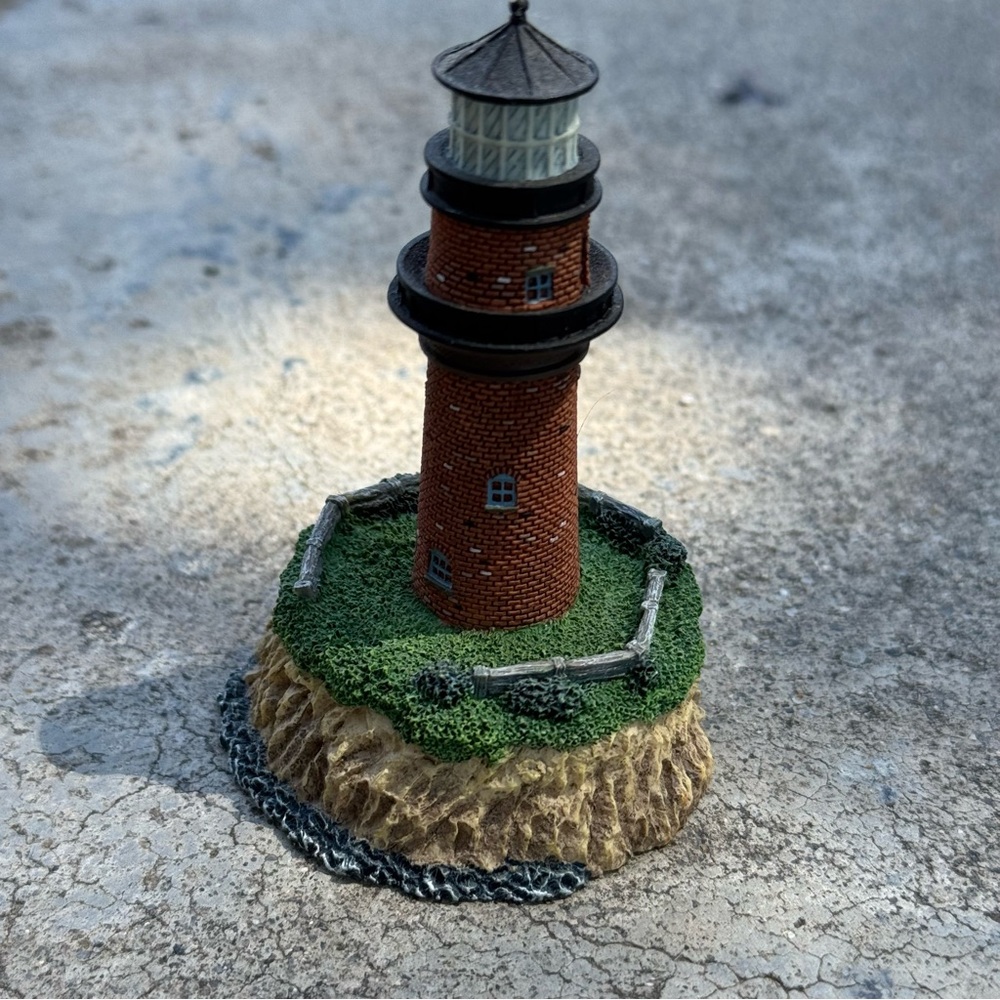 Miniature Lighthouse Figurine Gay Head, MA 2000